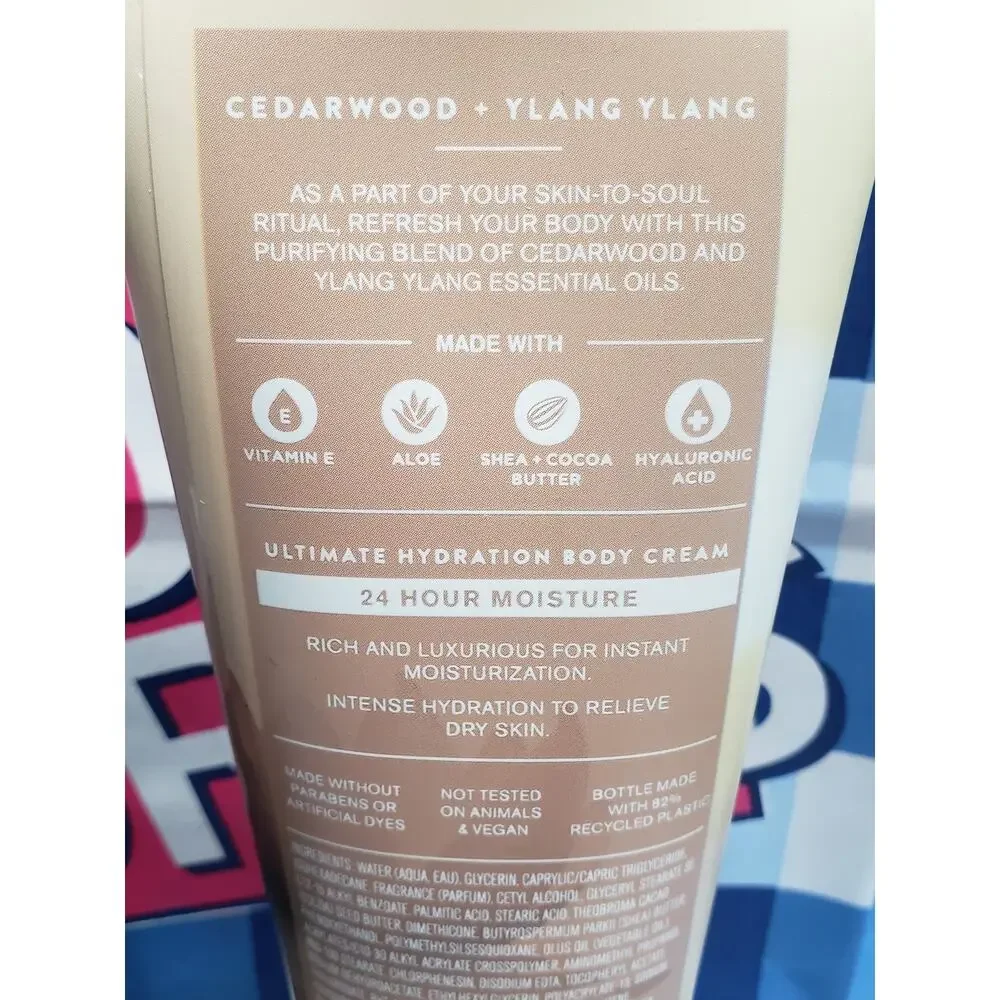Bath & Body Works scrub can goodie